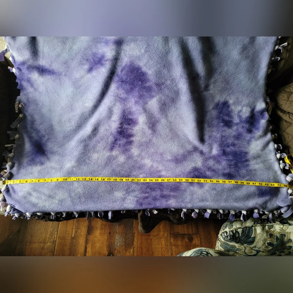 Ballerina acid-wash look fleece blanket. Hand tied.